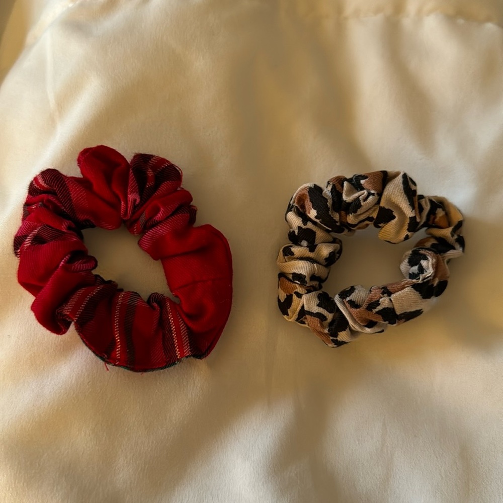 Victoria Secret Hair Tie